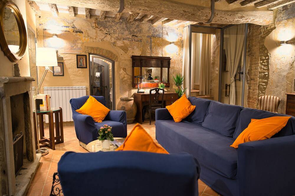 Locanda del podestà: dimora del ‘600 nel Chianti in Montespertoli, Firenze province