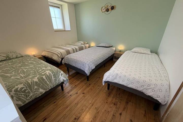Gîte pour 6 personnes, avec jardin dans La Guillermie - 3