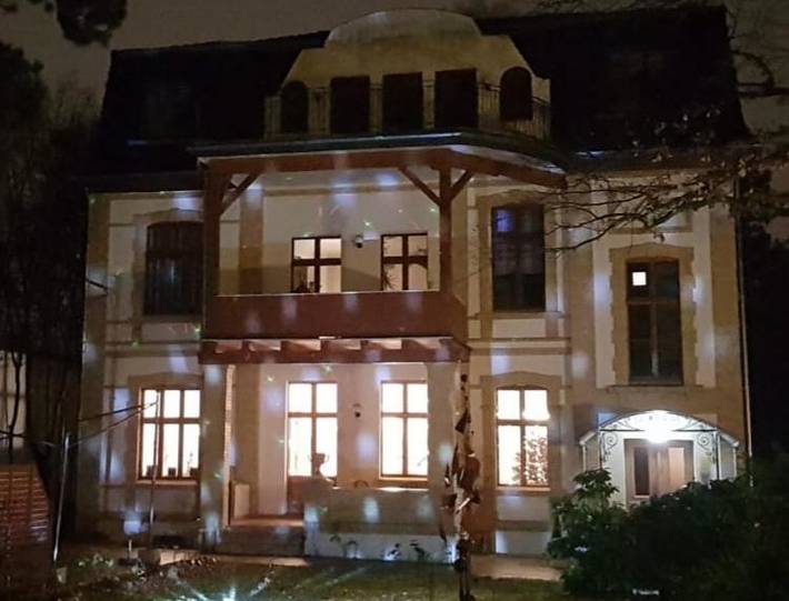 Hotel für 3 Personen, mit Balkon und Terrasse sowie Ausblick in Steglitz-Zehlendorf - 2