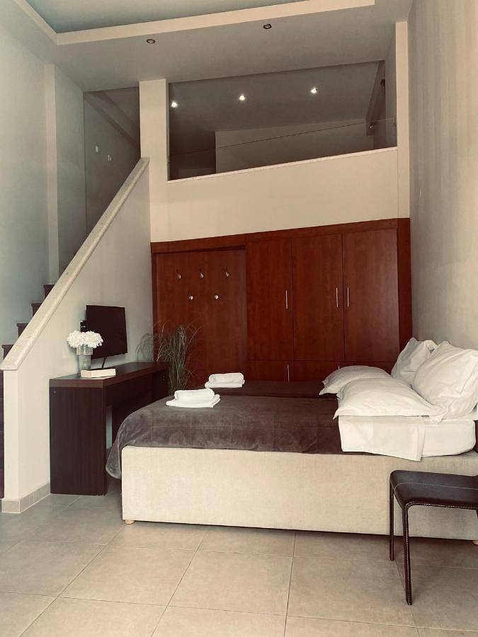 Apartamento de vacaciones para 4 personas, con terraza y piscina - 1