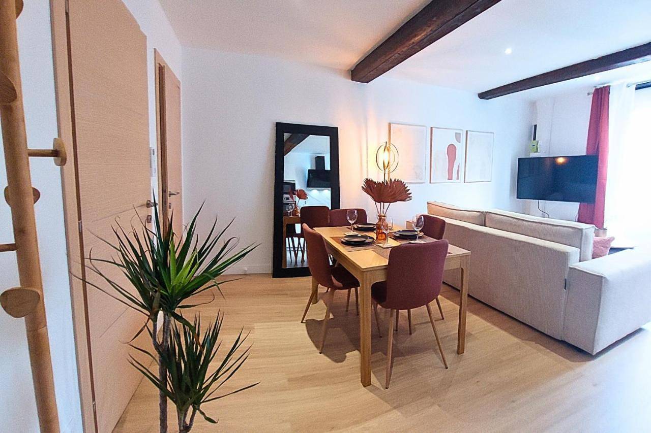 Appartement entier, Artgold * Logement Haut de gamme Spa in Roanne, Région de Roanne