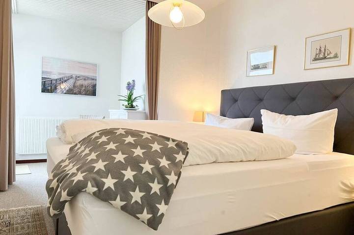 Ganze Wohnung, Weller - Moin Moin und Willkommen im Appartement \"Weller\". in Wenningstedt, Sylt