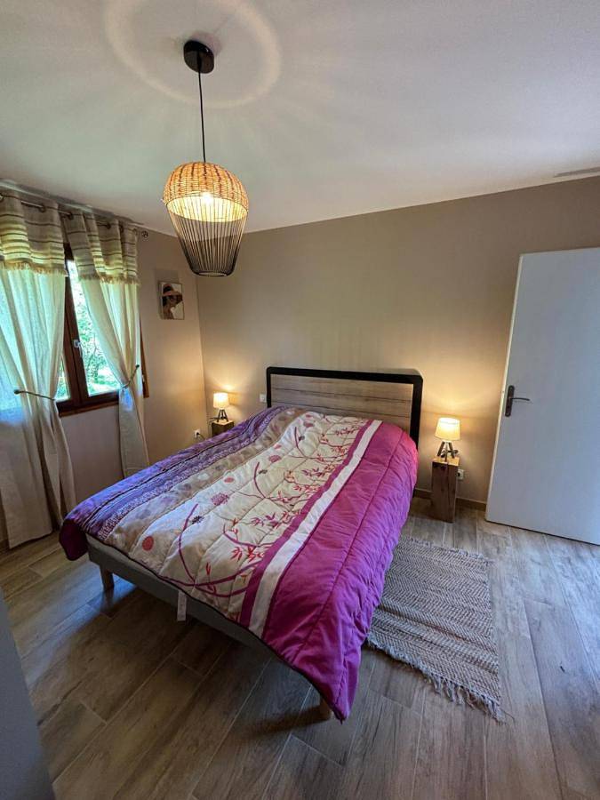 Location de vacances pour 8 personnes, avec jardin et vue à Saint-Antonin-Noble-Val - 2