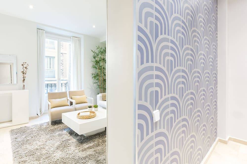Entire apartment, Carretas Apartments Madrid 101 in Centro (Madrid), Madrid