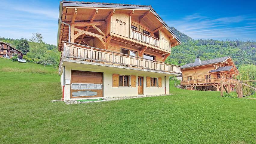 Location de vacances pour 8 personnes, avec terrasse et jardin à Saint-Jean-d'Aulps - 2