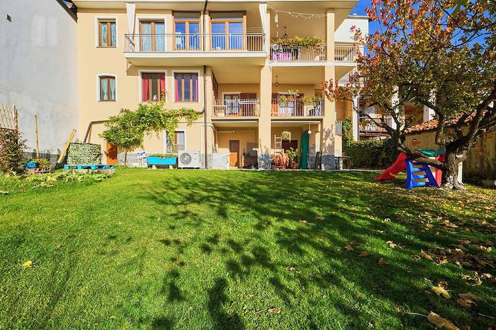 Casa vacanza per 12 persone, con giardino e terrazza, con animali domestici - 1