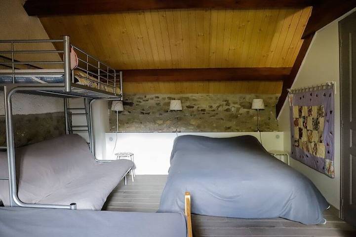 Gite de charme tout confort près station du Mourtis, WIFI, Cheminée in Sengouagnet, Pyrénées