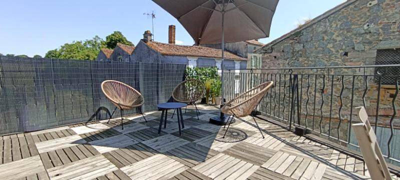Location de vacances pour 4 personnes, avec vue et terrasse à La Forêt-sur-Sèvre