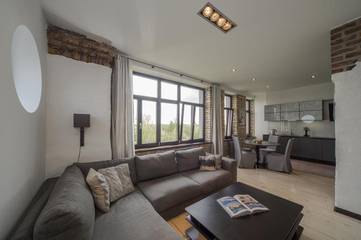 Gîte pour 4 personnes, avec terrasse et vue, animaux acceptés à Riga