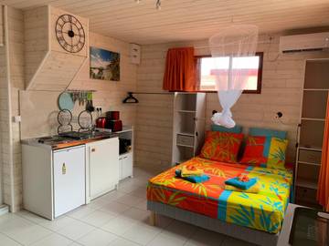 Gîte pour 2 personnes, avec terrasse dans Plage de Ferry