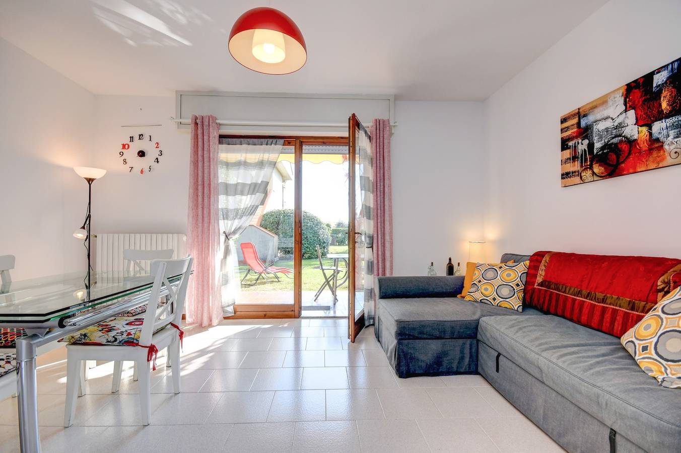 Ganze Wohnung, Großartige Lage mit charmanter Terrasse - Prato Verde - Girasole in San Felice del Benaco, Gardasee-Berge
