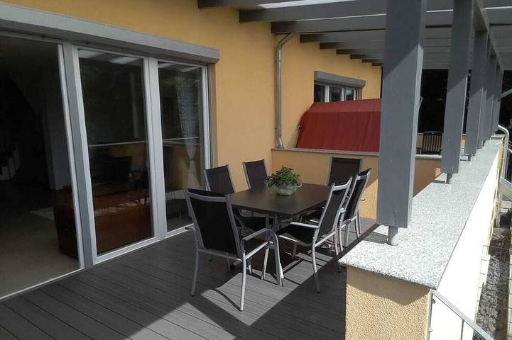 Ferienhaus für 5 Personen, mit Terrasse und Garten in Baunatal
