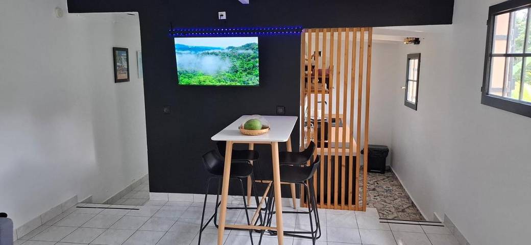 Casa de vacaciones para 5 personas, con vistas y jardín - 1