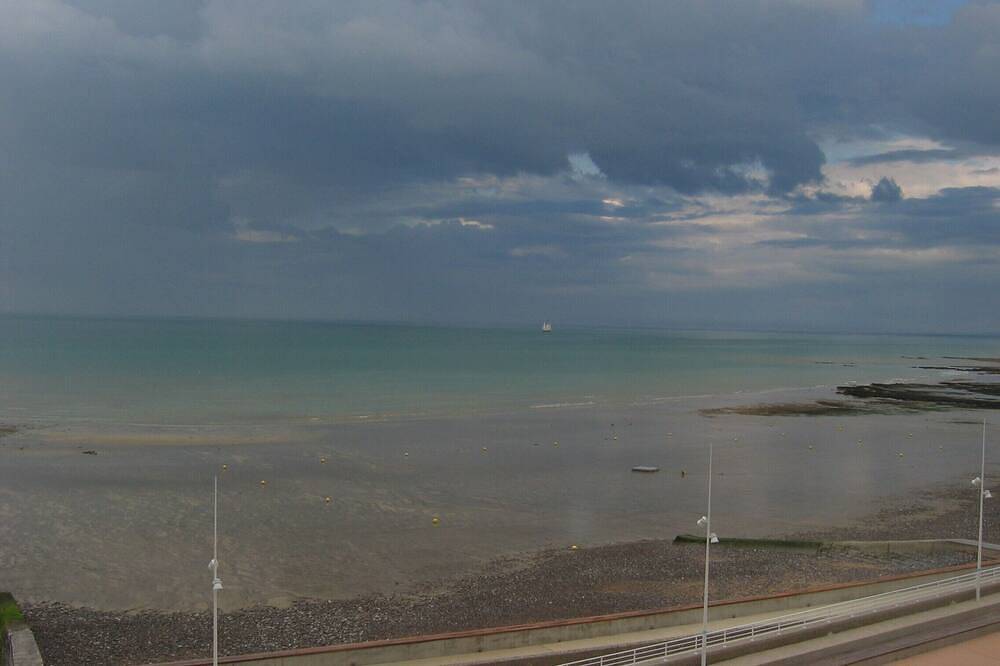 Apartamento entero, Apartamento en el paseo marítimo, 3er piso in Saint-Valery-en-Caux, Región de Dieppe