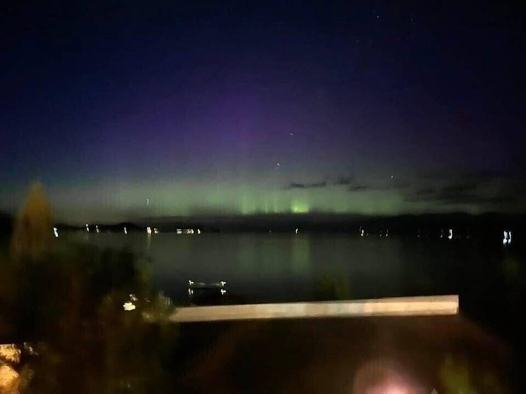 Ganze Wohnung, Lake Front Condo - You’ll never want to leave! Licensed. Air conditioned. in Polson, Flathead Nationalwald