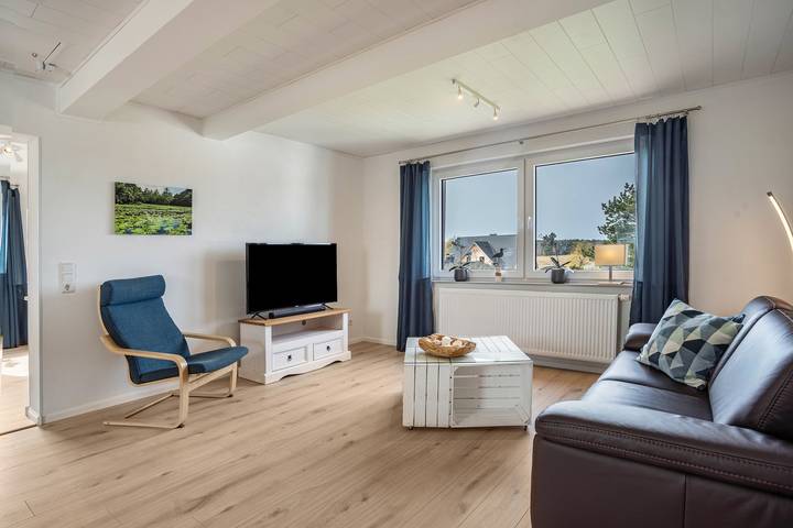 Ferienwohnung für 4 Personen, mit Balkon und Seeblick