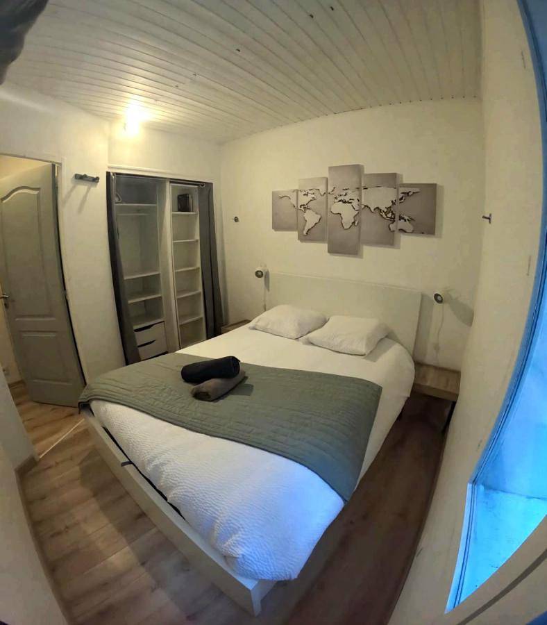 Appartement entier, Studio à 2 pas des thermes in Saint-Martin-d'Uriage, Isère