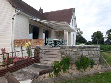 Chambre d’hôte pour 3 personnes, avec jardin à Méautis