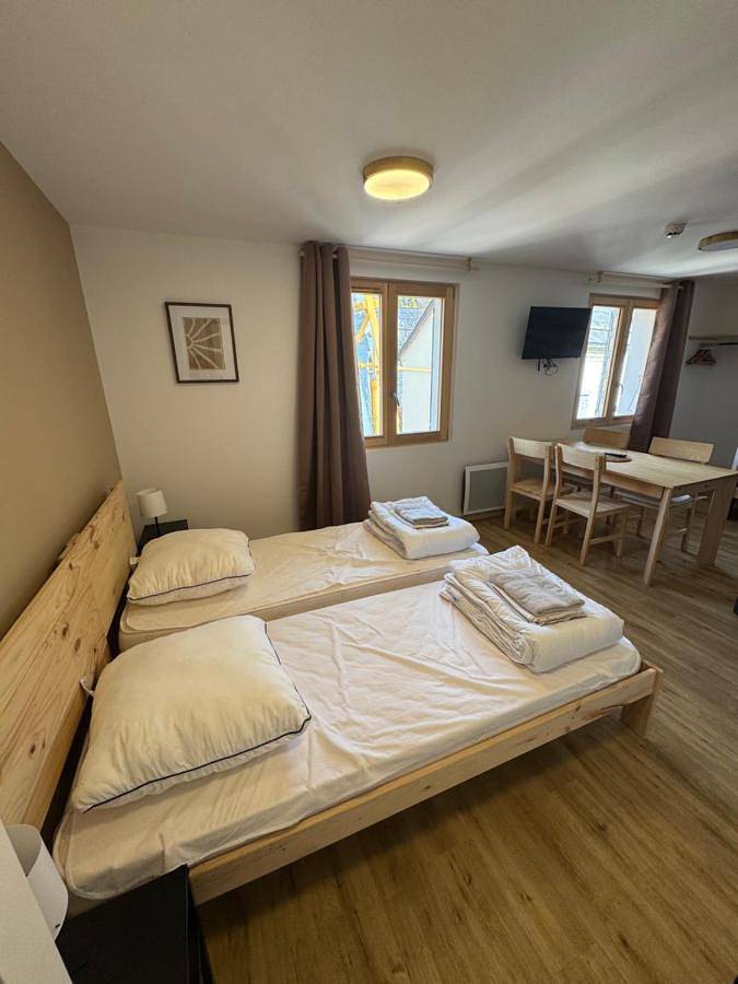 Appart’hôtel pour 2 personnes, avec vue et terrasse, animaux acceptés