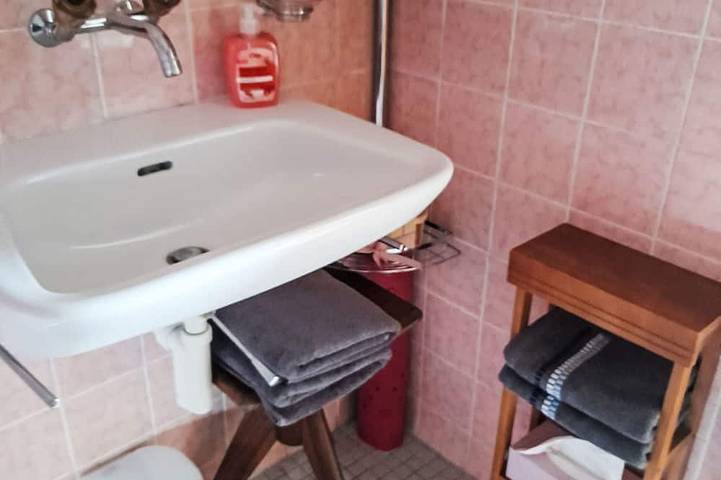 Ganze Wohnung, Charmantes Chalet Apartment mit Aussicht in Sarnen, Pilatus