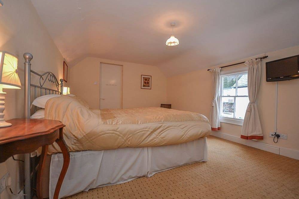 Kings House -  a town house that sleeps 12 guests  in 6 bedrooms in Beaumaris, Insel Anglesey