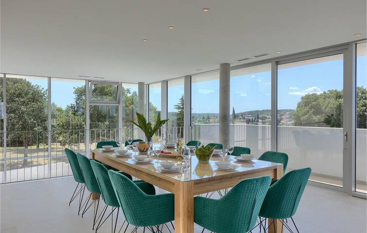 Reizende 1-Zimmer-Wohnung in der Nähe von Rovinjsko Selo mit Pool und WLAN in Rovinjsko Selo, Rovinj