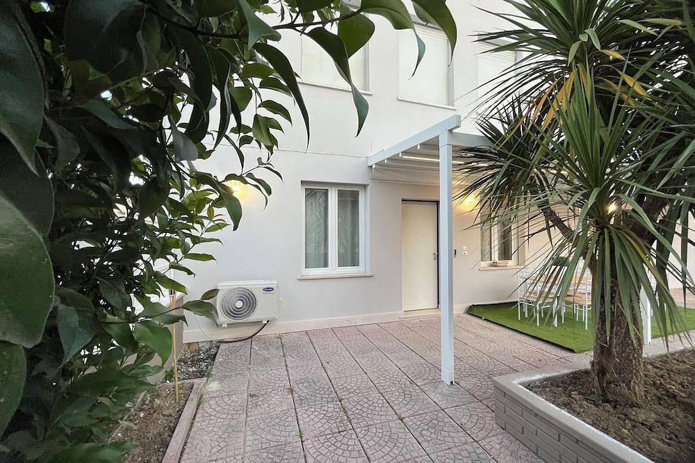 Entire apartment, Apartment Downtown in Montesilvano, Pescara Province