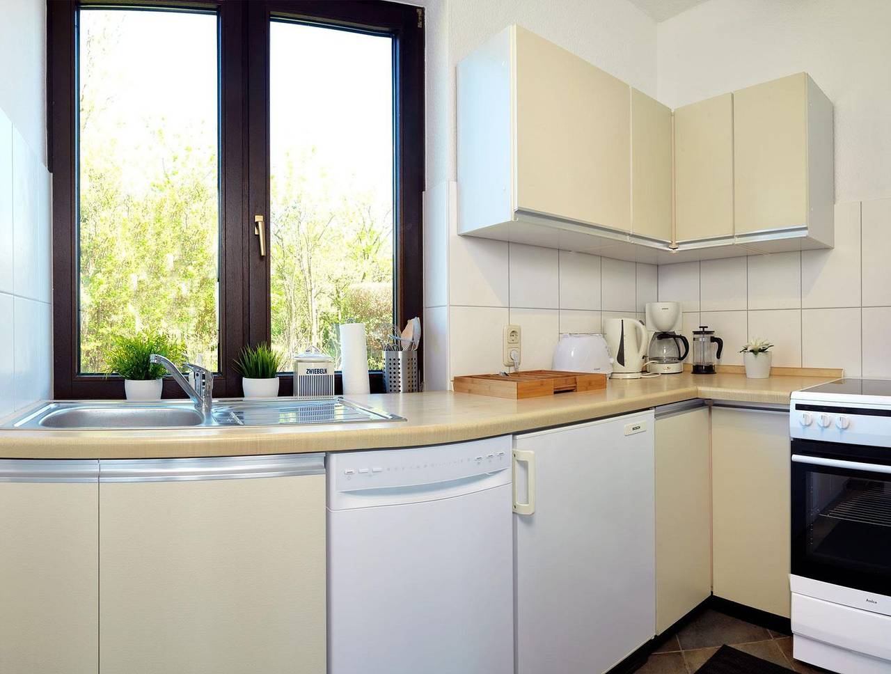 Ferienhaus Haus Gustav mit Reetdach, Ostseeblick und Terrasse in Nordwestmecklenburg (Wismar und Umgebung)