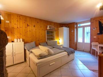 Gîte pour 2 personnes, avec terrasse, animaux acceptés à Sondrio