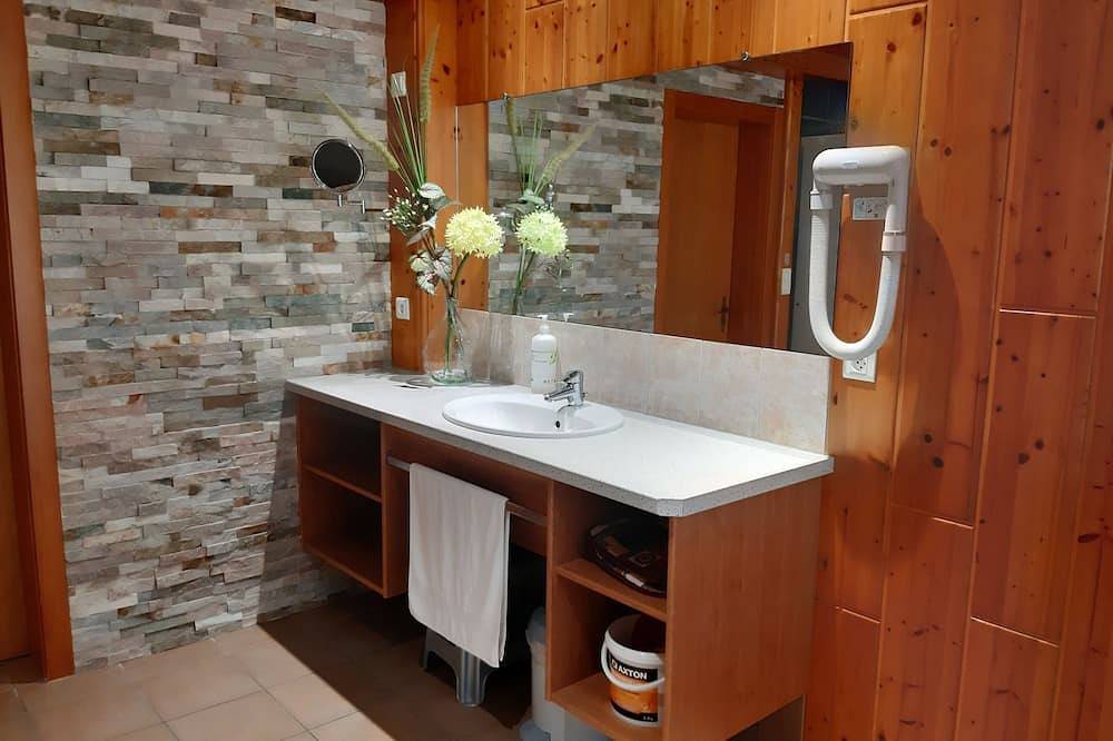 Appartement entier, Appartement pour 5 personnes in Soultzmatt, Parc naturel régional des Ballons des Vosges