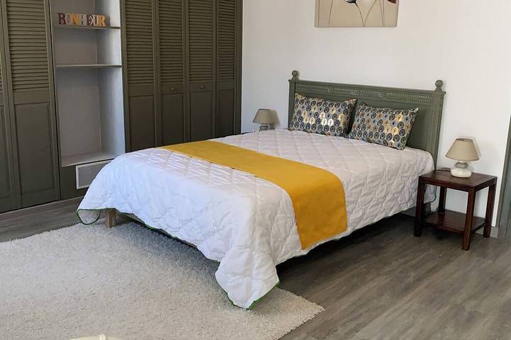 Location de vacances pour 6 personnes, animaux acceptés à Formigny