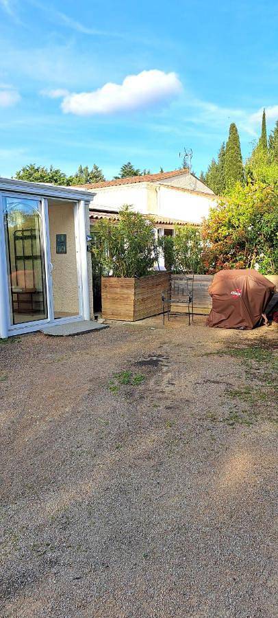 One-Bedroom House in Pezens, Région de Carcassonne