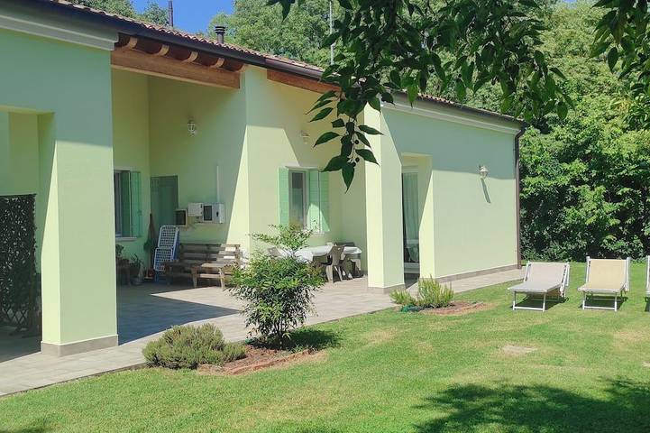 Location de vacances pour 7 personnes, avec Terrasse et Jardin à Dolo (Italie)