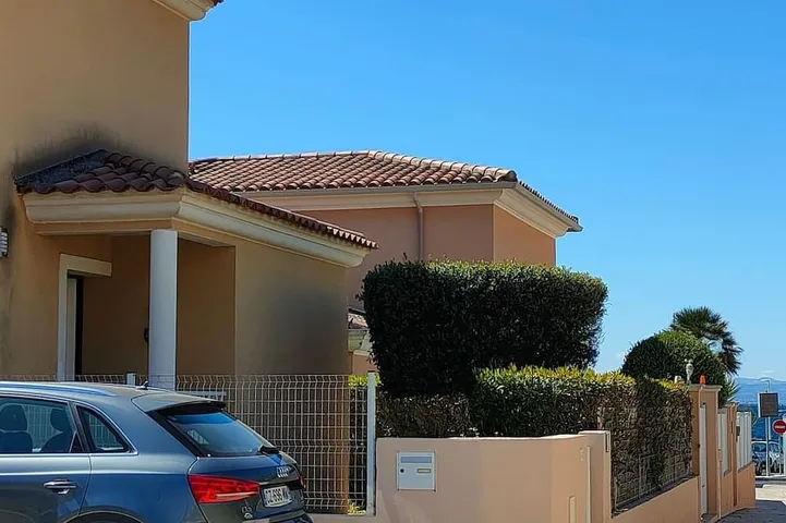 Villa für 9 Personen, mit Garten - 1