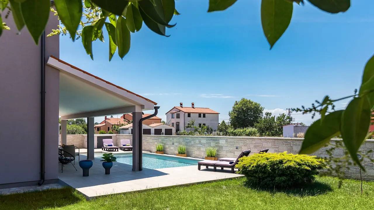Ferienhaus für 6 Personen mit Pool in Sisan, Südküste Istrien