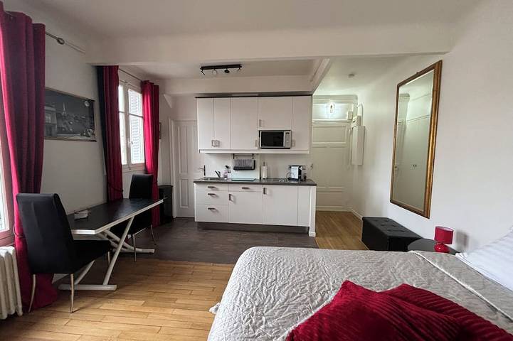 Ganze Wohnung, Ideal pied-à-terre at the gateway to La Défense and the center of Paris in Neuilly-sur-Seine, Hauts-de-Seine