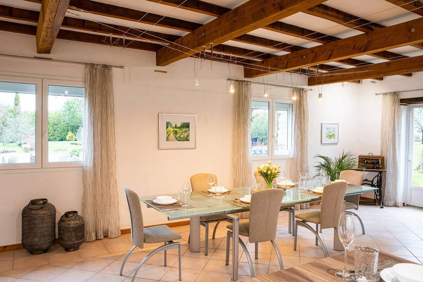 Gîte 'Cœur des Ondes - Coquelicot' avec terrasse privée et jardin commun in Saint-Georges, Région de Villeneuve-sur-Lot