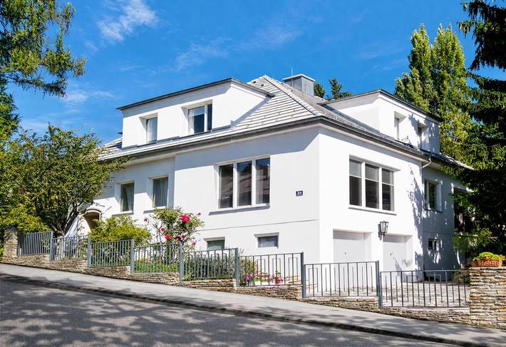 Ferienwohnung für 7 Personen, mit Balkon und Terrasse sowie Garten und Ausblick in Baden bei Wien