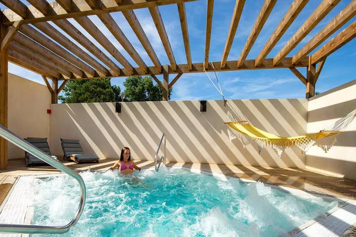 Mobil home pour 6 personnes, avec sauna et terrasse, animaux acceptés dans Office De Tourisme De Narbonne Plage - 4