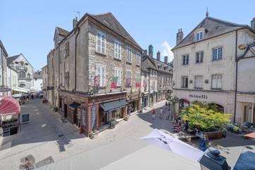 Gîte pour 4 personnes, avec terrasse dans Les Hospices de Beaune