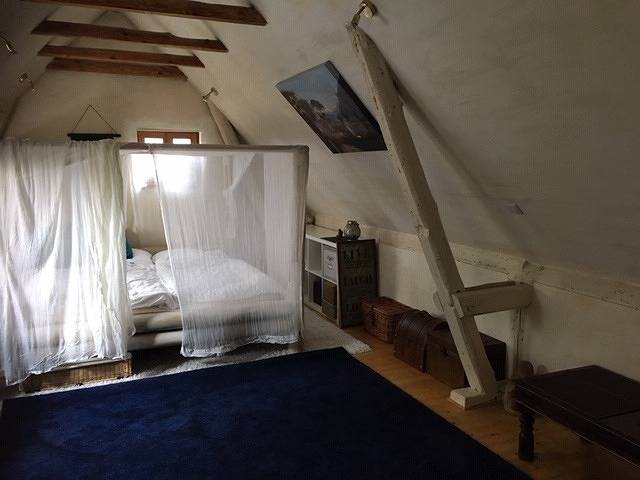 Ganze Ferienwohnung, Grosse Hobbithöhle mit Gemeinschaftsgarten in Neustadt am Rübenberge, Hannover und Umgebung