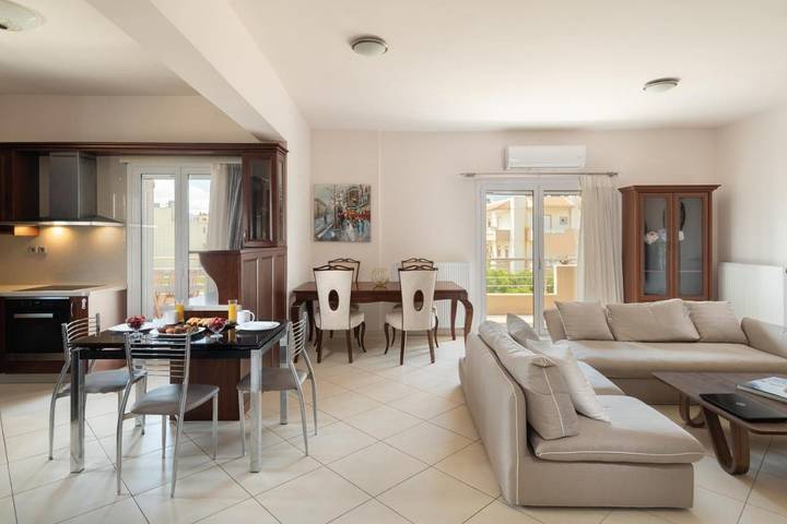 Appartement de vacances pour 4 personnes, avec Balcon et Terrasse ainsi que Piscine et Vue