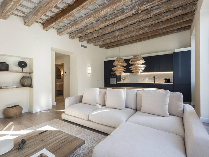 Entire holiday apartment, The Residences at Bartomeu 26-Suite Maricel- 3 bedroom/2 Bathroom in Sitges, Garraf