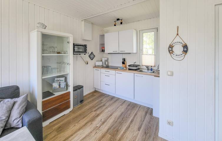 Ferienhaus für 4 Personen, mit Terrasse und Garten in Middelhagen - 4