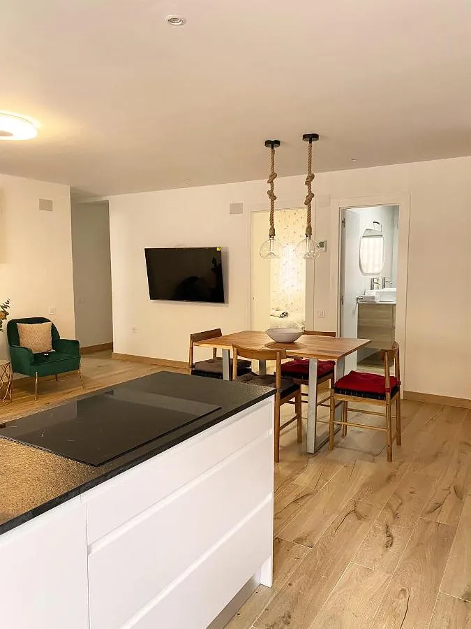 Apartamento de vacaciones para 5 personas, con terraza y vistas, Se admiten mascotas - 1