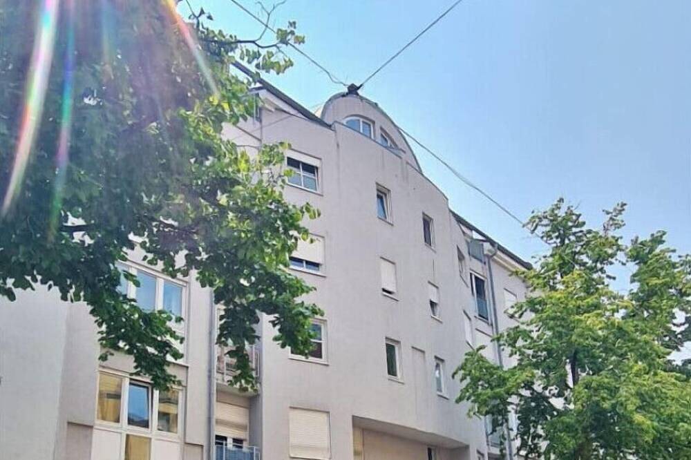 Entire apartment, Modernes cozy Studio für City-und Businessreisende - Apolonialiving in Karlsruhe, Rhine Plain