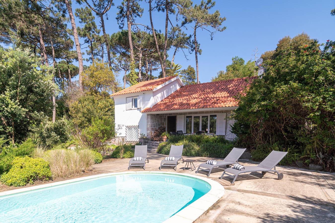 Villa Blanche in Colares, Costa de Lisboa