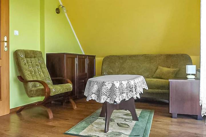 Haustierfreundliches Haus mit 3 Schlafzimmern in Jezierzany in Neuenhagen, Amt, Powiat Sławieński