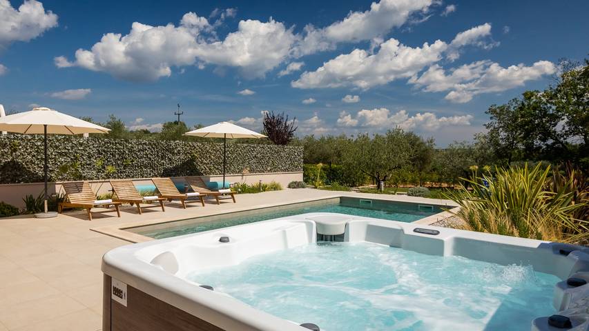 Villa für 4 Personen, mit Whirlpool und Sauna sowie Terrasse und Garten in Porec und Umgebung - 4