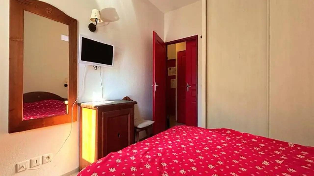 Entire holiday apartment, Holiday apartment for 7 people in Vallouise-Pelvoux, Écrins National Park